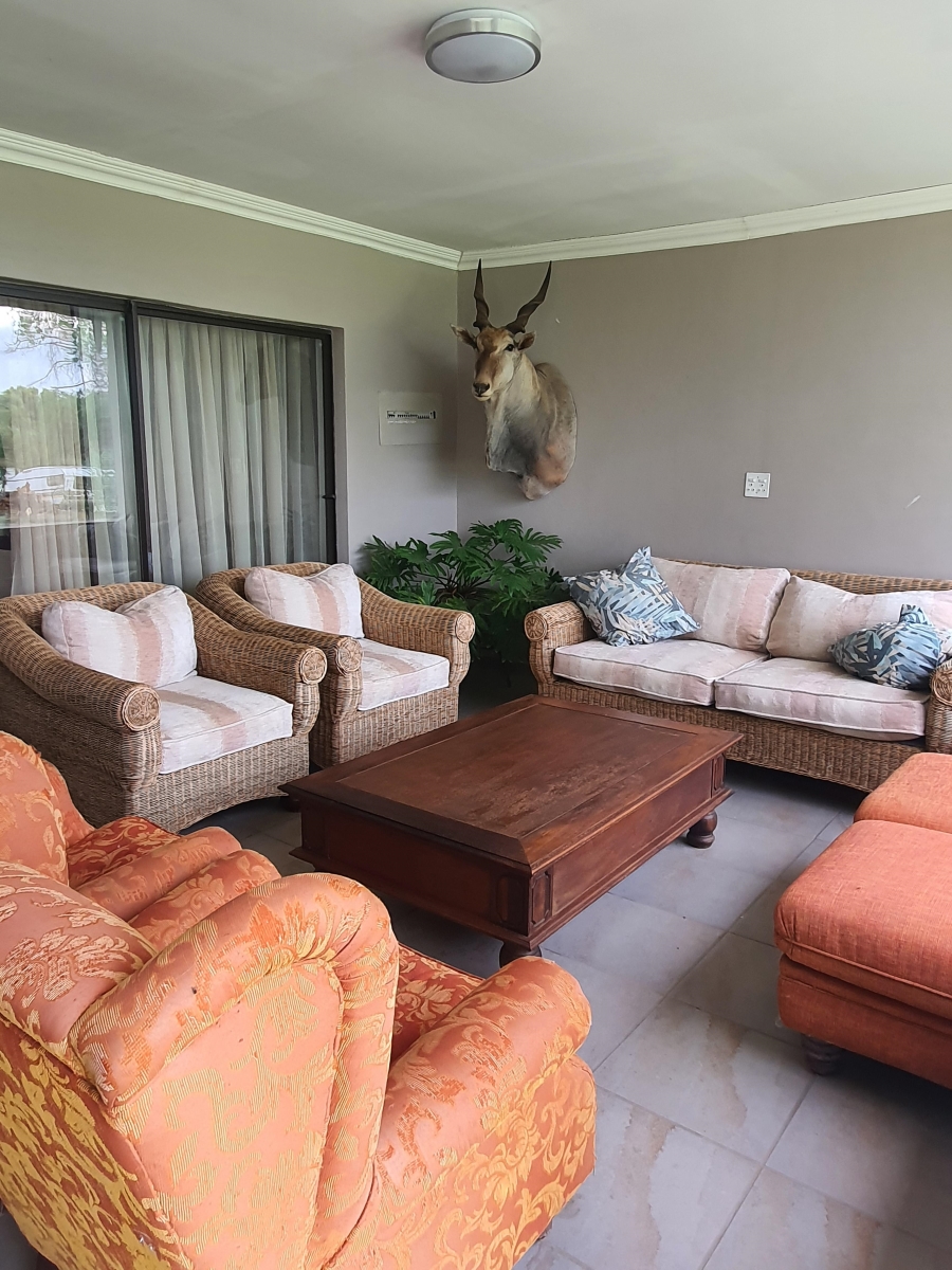 5 Bedroom Property for Sale in Douglas Northern Cape